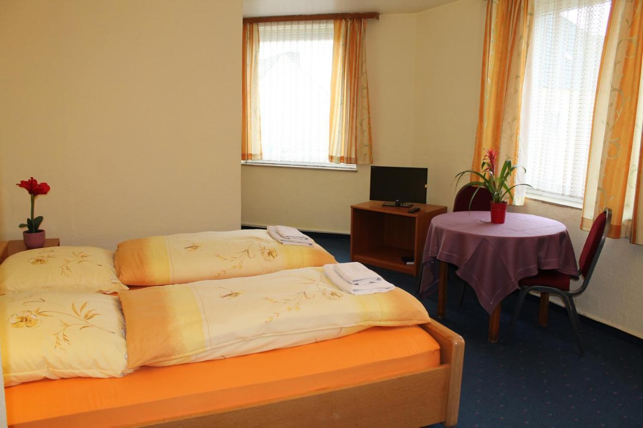 Hotel Hubbert Castrop-Rauxel Dış mekan fotoğraf